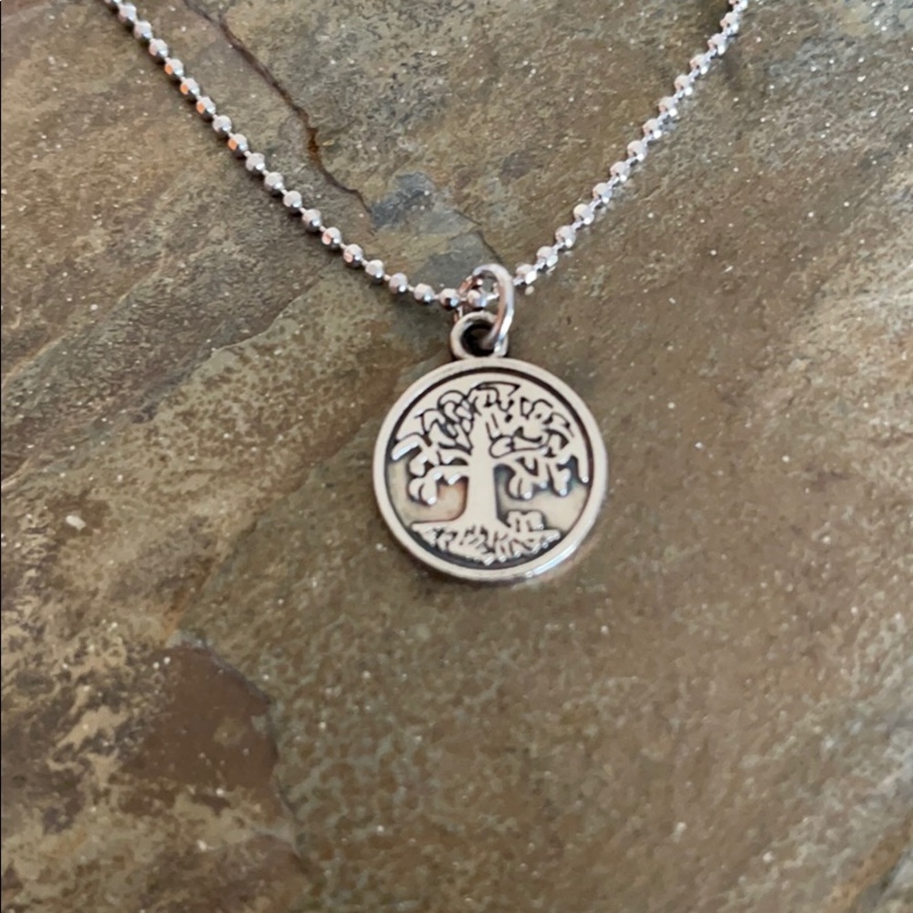 NWT Dainty Tree Of Life Ball Chain Necklace